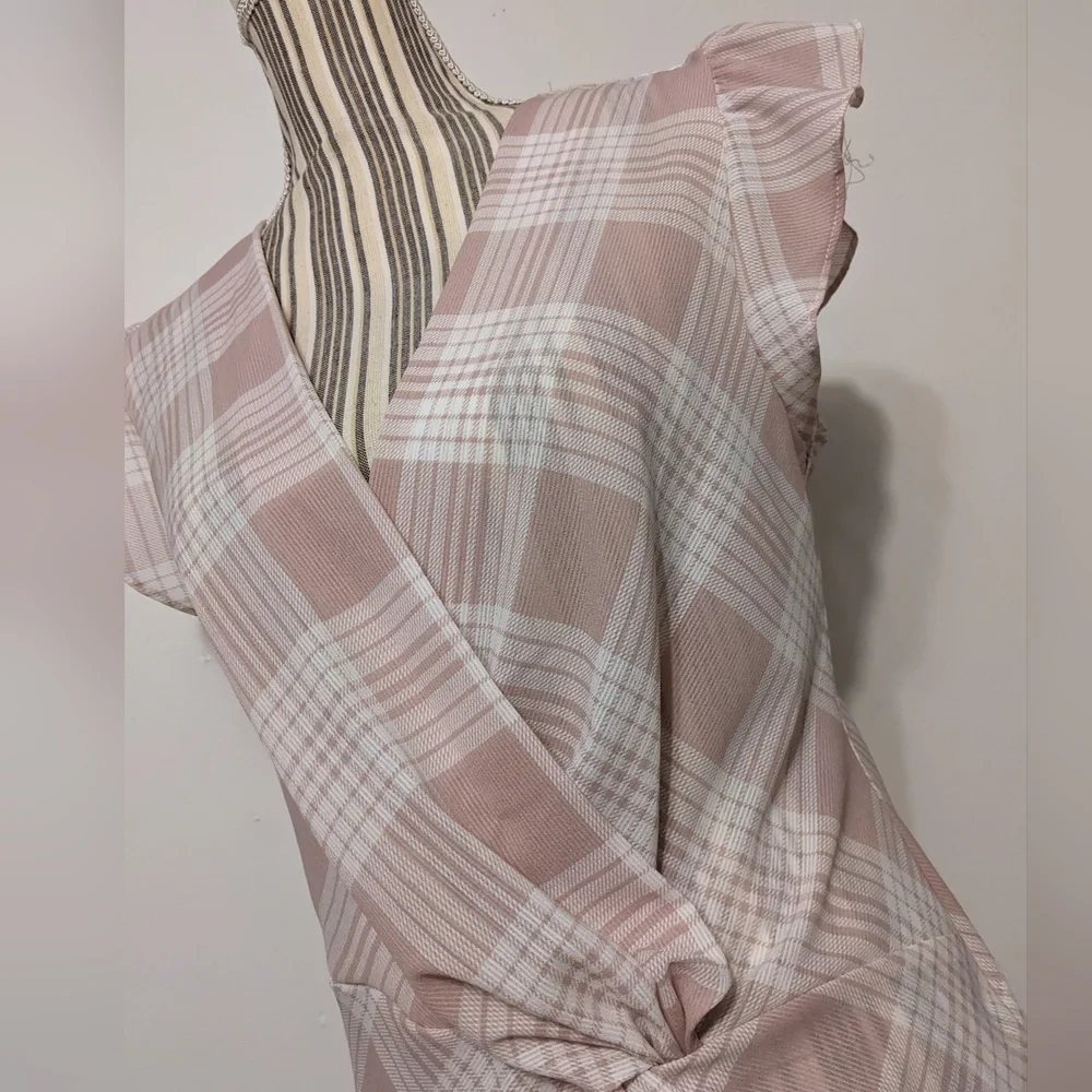 Laundry pink plaid crossover bodice with knot top nwt - Picture 4 of 15